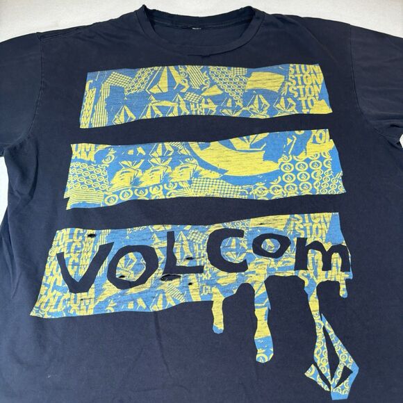 Vintage Volcom Skull T-Shirt Adult Size XL Black Skater Grunge Goth 2000s Y2K - Picture 5 of 9